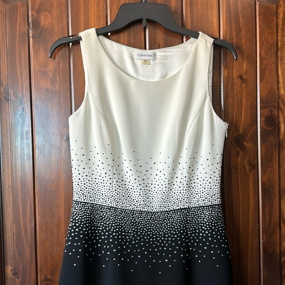 Cocktail dress white black jewel detail Calvin klein size 2